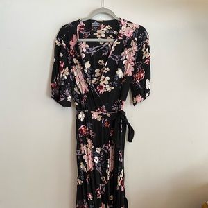 Angie wrap dress size M black floral